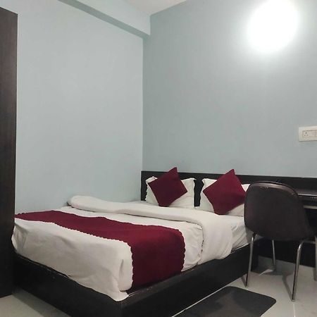 Hotel O Home Aditya Inn Suits Homestay Ayodhya Exterior photo